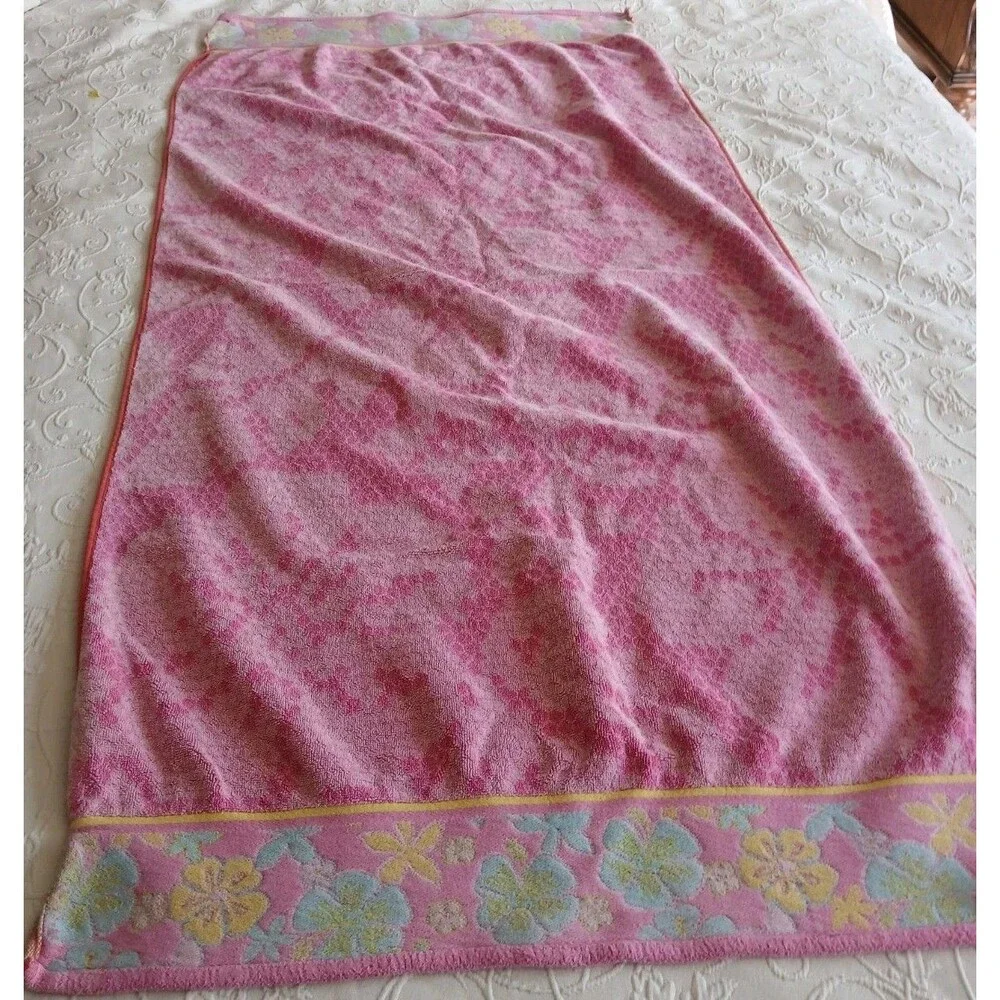 VTG Terrisol Karsten Beach Towel India Pastel Colors Beach  Hibiscus Flower Pink